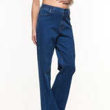 Relaxed Wide Leg Jeans