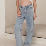 Relaxed Wide Leg Jeans