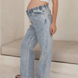 Relaxed Wide Leg Jeans